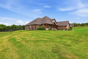 115 Mike Thornton Ct, Weatherford, TX 76088 - Photo 27