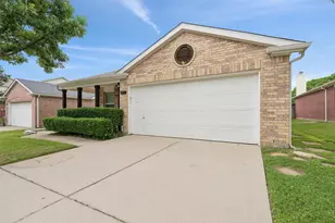 8821 Tumbleweed Dr, Cross Roads, TX 76227 - Photo 3