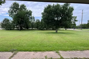 2050 Estates Pkwy, Lucas, TX 75002 - Photo 3