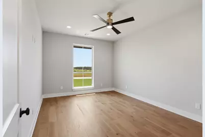 2006 Lindale Lane, Granbury, TX 76049 - Photo 31