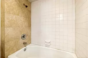 3611 Stables Ln, Dallas, TX 75229 - Photo 21