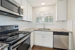 3611 Stables Ln, Dallas, TX 75229 - Photo 11