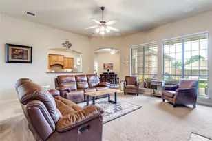 11091 Apple Valley Dr, Frisco, TX 75033 - Photo 5