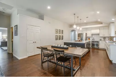 6405 Creekdale Drive, The Colony, TX 75056 - Photo 11