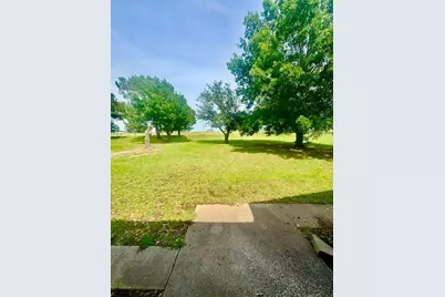 938 County Rd 3341, Paradise, TX 76073 - Photo 13