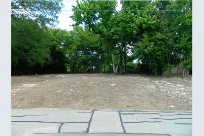 809 E 5th Street, Bonham, TX 75418 - Photo 1