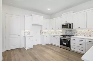 1374 Marsh Ln, Frisco, TX 75033 - Photo 9