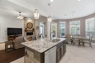 400 Ridgewood Dr, Lewisville, TX 75067 - Photo 11