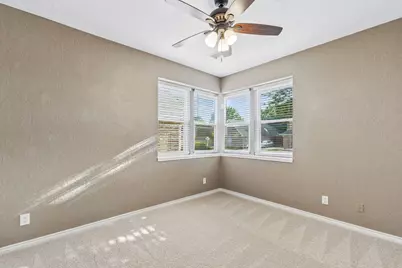 604 Shalamar Place, Irving, TX 75061 - Photo 35