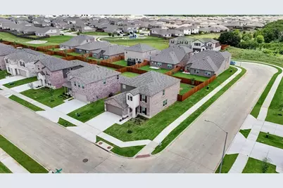 16000 Isles Drive, Fort Worth, TX 76052 - Photo 35