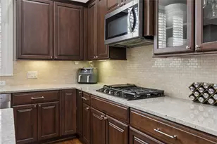 768 Sid Rich Dr, Irving, TX 75039 - Photo 9
