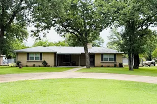 506 Oakwood Dr, Eastland, TX 76448 - Photo 29
