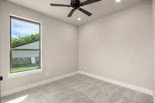 2209 Snake River Dr, Granbury, TX 76048 - Photo 23