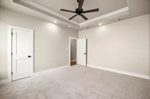 2209 Snake River Dr, Granbury, TX 76048 - Photo 11