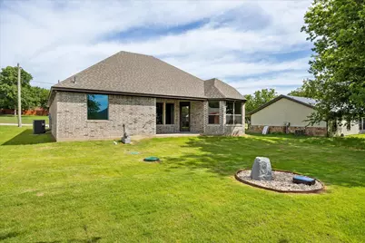 2209 Snake River Drive, Granbury, TX 76048 - Photo 5