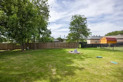 2209 Snake River Drive, Granbury, TX 76048 - Photo 7