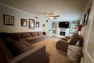 610 Prescott Dr, Garland, TX 75041 - Photo 17