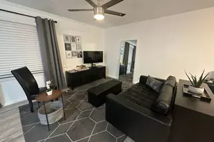 5036 N Hall St, Dallas, TX 75235 - Photo 3