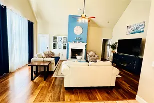 8105 Winter Falls Tr, Fort Worth, TX 76053 - Photo 7