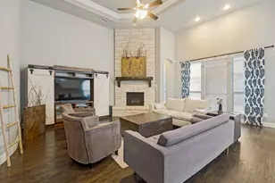 701 McGill Ct, Mansfield, TX 76063 - Photo 5