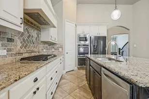 701 McGill Ct, Mansfield, TX 76063 - Photo 7