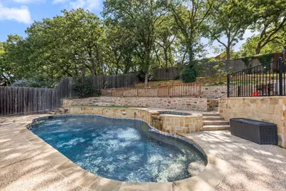 1019 Loch Lomond Drive, Arlington, TX 76012 - Photo 27