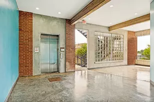 2502 Live Oak St, Dallas, TX 75204 - Photo 3