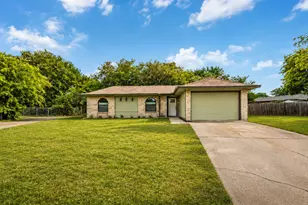 5721 Corral Ct, Haltom City, TX 76148 - Photo 1