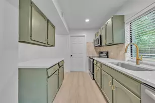 5721 Corral Ct, Haltom City, TX 76148 - Photo 7
