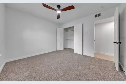 5721 Corral Court, Haltom City, TX 76148 - Photo 21