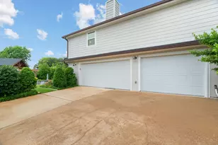 4432 Willow Ln, Dallas, TX 75244 - Photo 39