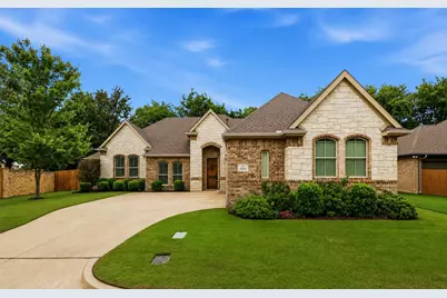 6901 Golf Green Drive, Arlington, TX 76001 - Photo 1
