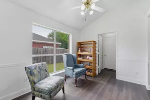 1123 Greenview Ln, Kennedale, TX 76060 - Photo 11