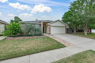1123 Greenview Ln, Kennedale, TX 76060 - Photo 5