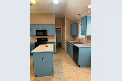 8801 Creekside Drive, Rowlett, TX 75089 - Photo 3