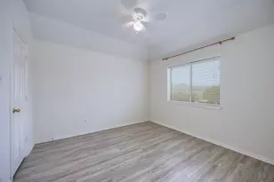 6609 Amesbury Ln, Rowlett, TX 75089 - Photo 9
