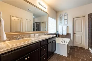 509 Vidalia Ct, Fort Worth, TX 76052 - Photo 15