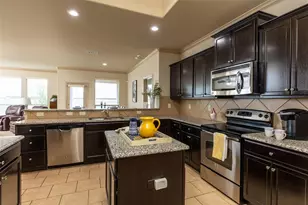 509 Vidalia Ct, Fort Worth, TX 76052 - Photo 5