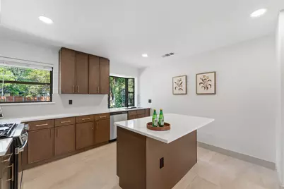 1711 Quadrangle Drive, Dallas, TX 75228 - Photo 11
