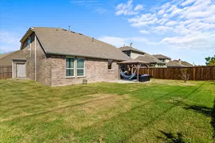 1105 Freesia Dr, Little Elm, TX 75068 - Photo 31