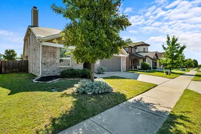 1105 Freesia Drive, Little Elm, TX 75068 - Photo 3