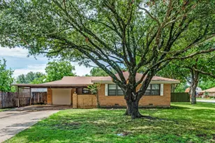 221 Leighton Dr, Terrell, TX 75160 - Photo 1