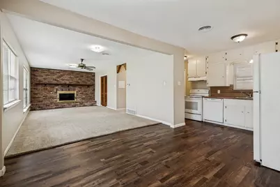 221 Leighton Drive, Terrell, TX 75160 - Photo 9