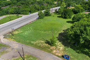 4528 Rolling Hills Dr, Fort Worth, TX 76119 - Photo 1