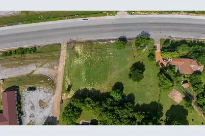 4528 Rolling Hills Drive, Fort Worth, TX 76119 - Photo 5