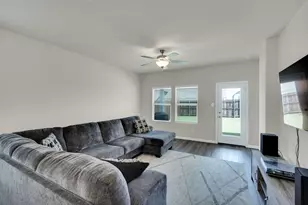610 Hemingway Ln, Lowry Crossing, TX 75069 - Photo 5