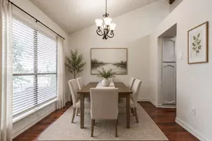 7031 Holly Hill Dr, Dallas, TX 75231 - Photo 19