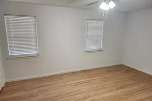 1838 Oak Hill Cir, Dallas, TX 75217 - Photo 13