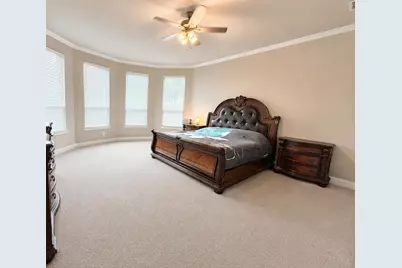 912 Fallbrook Avenue, Denton, TX 76210 - Photo 9