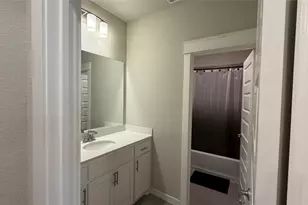912 Fallbrook Ave, Denton, TX 76210 - Photo 19